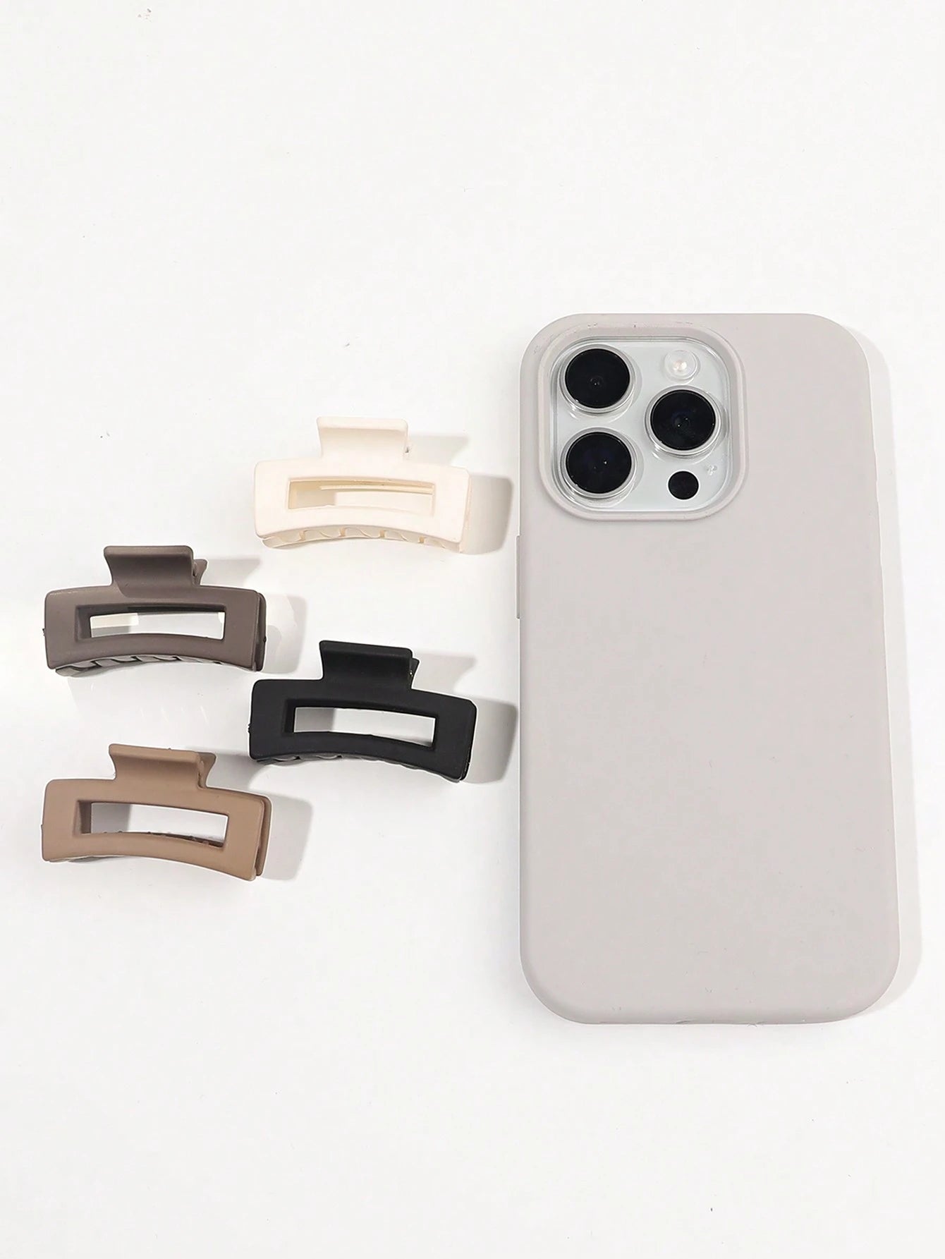 4Pcs Matte Milk Tea Color 4.5Cm Square Hollow Cute Hair Clips, Small Matte Beach Style Accessories for Autumn/Winter Hair Claws Claw Clips Hair Jaw Clip Hair Clamps Hair Clutch Hair Catcher Clip