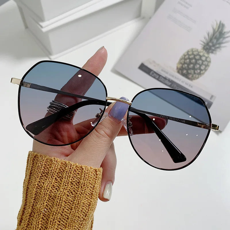Hot Selling Metallic Sunshade Glasses Women'S Advanced Sense Polarizing Sunglasses UV Protection Sun Summer Sports T194