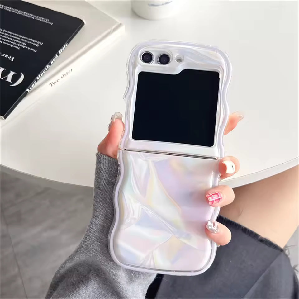 Wavy Pearl Case