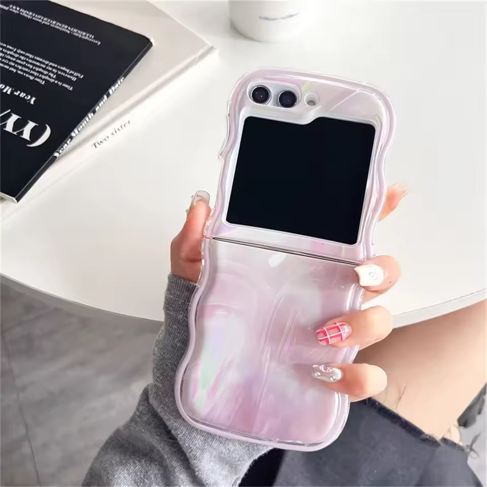 Wavy Pearl Case