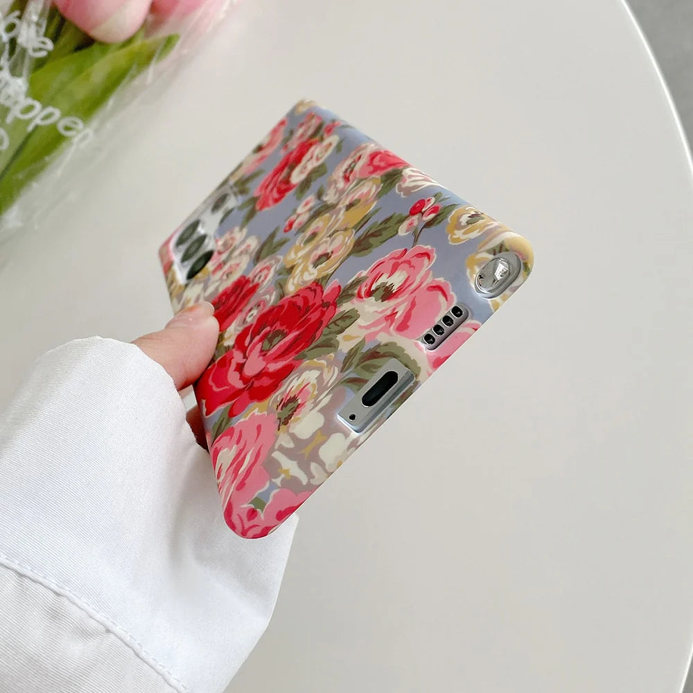 Retro Blooming Garden Samsung Cases