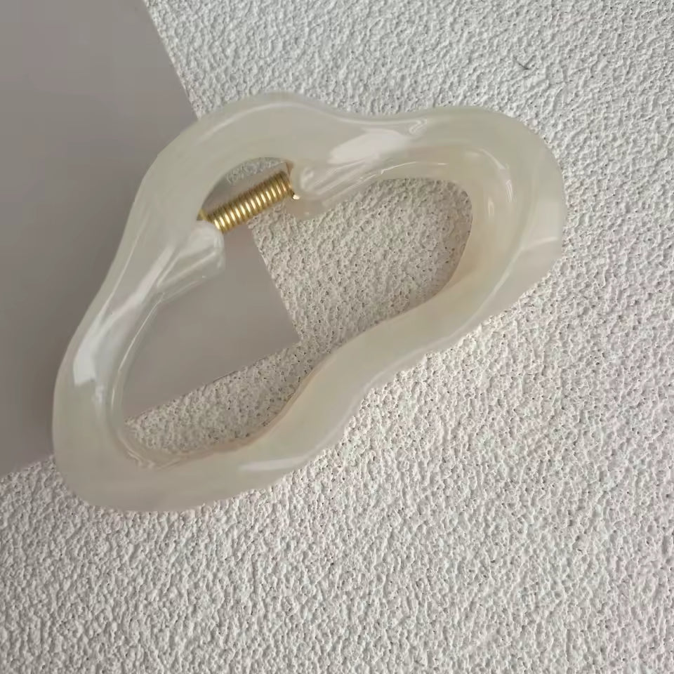 Abstract Hair Claw