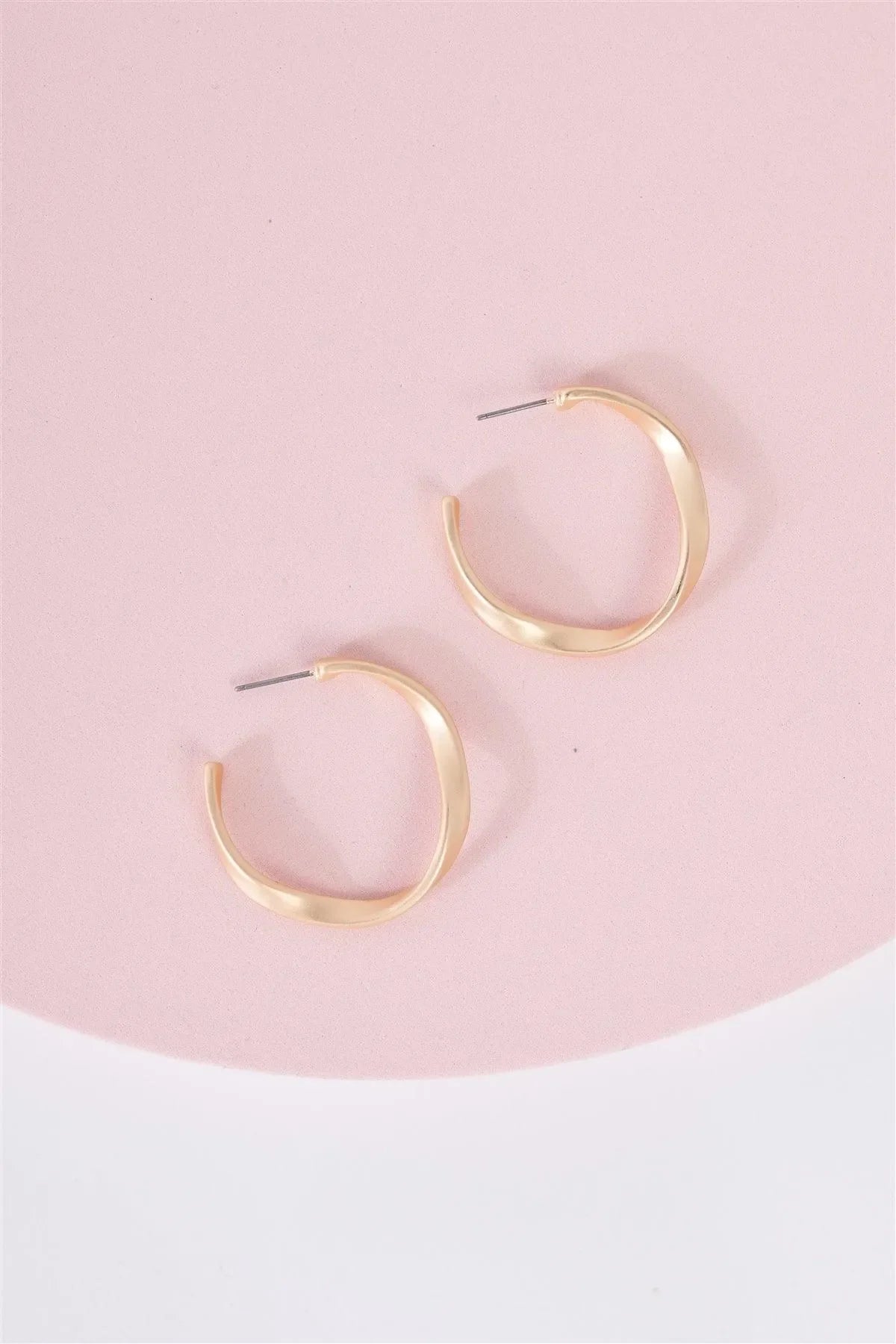 Matte Gold Twisted Circular Earrings