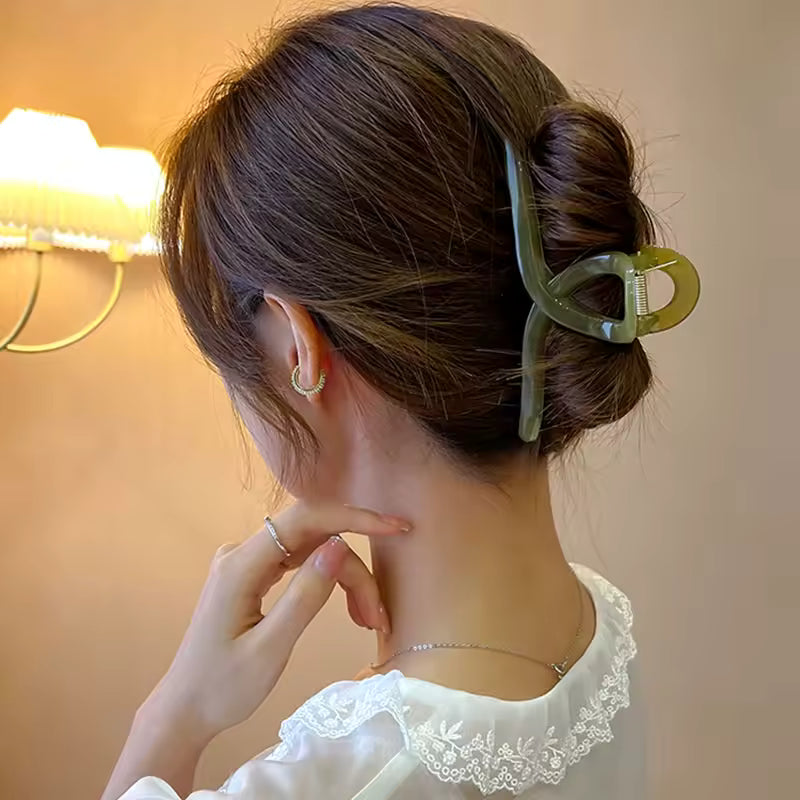 Elegant Hair Essential Claw