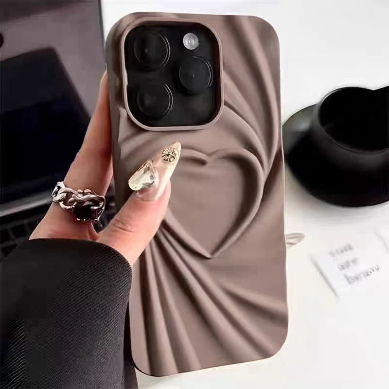 Fashion Fold Wrinkle 3D Love Heart Phone Case for Iphone 13 14 15 Pro Max 16 plus 11 12 Promax Soft Matte Silicone Full Cover
