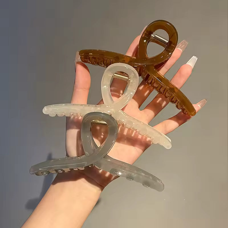 Elegant Hair Essential Claw