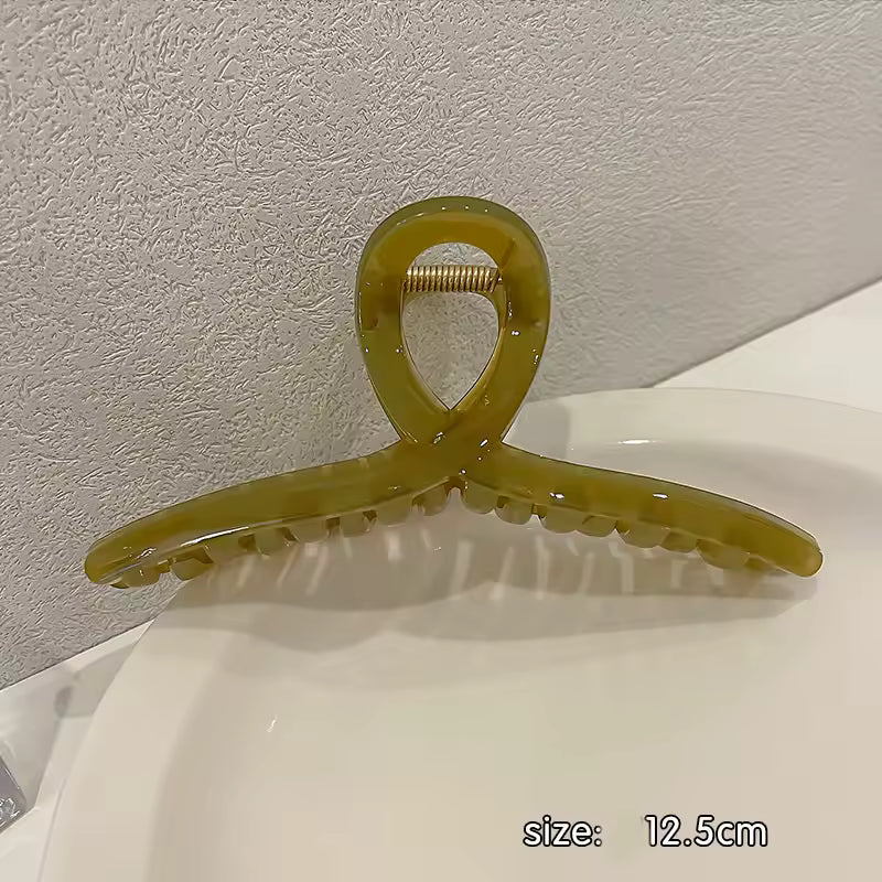Elegant Hair Essential Claw