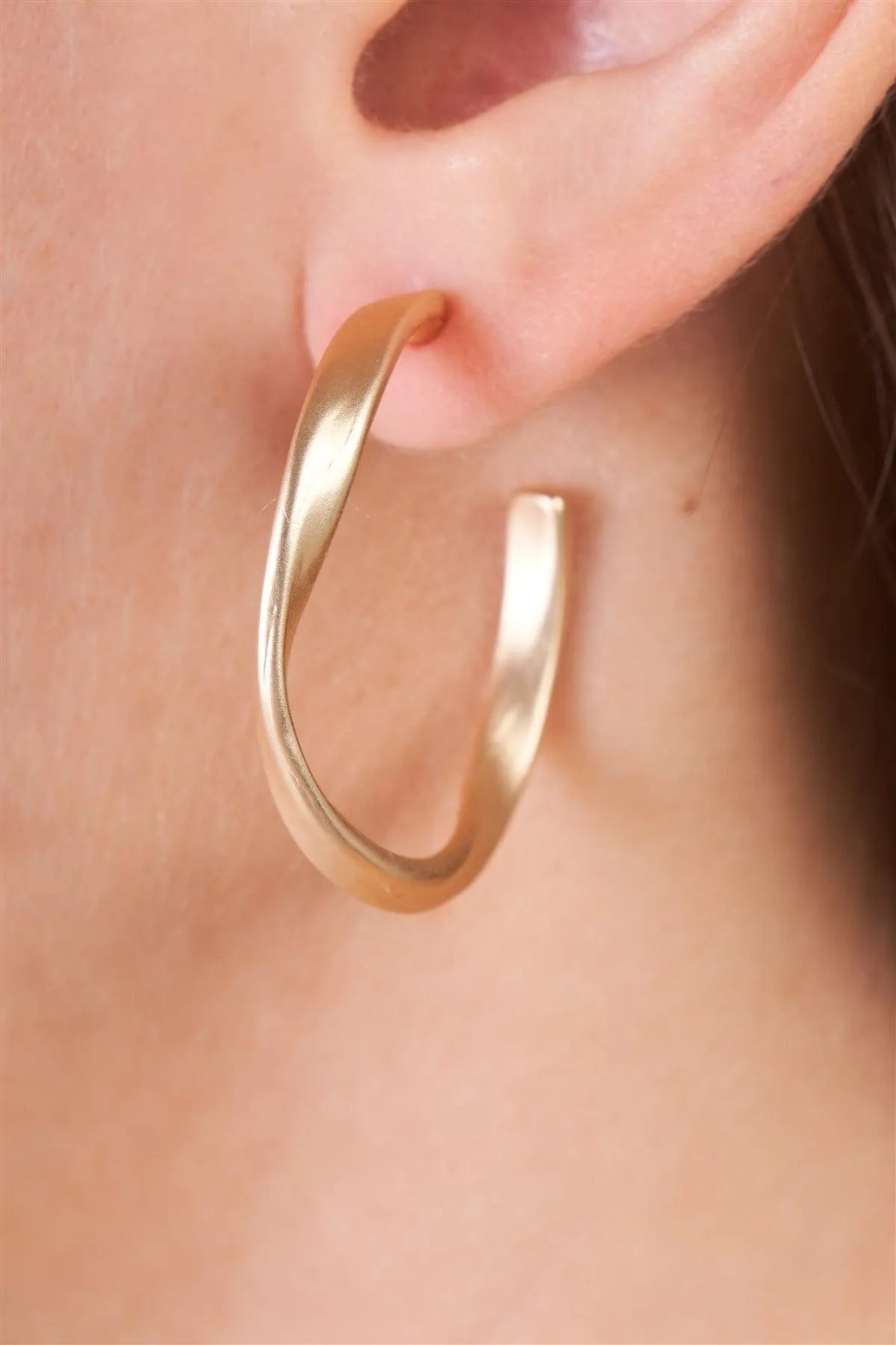 Matte Gold Twisted Circular Earrings