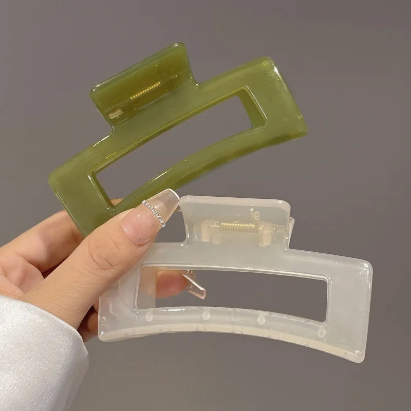 2022 New Hair Claw Clip for Women Girl Large Transparent Hair Claw Headwear Barrette Lady Hair Styling Tool Hair Accessories