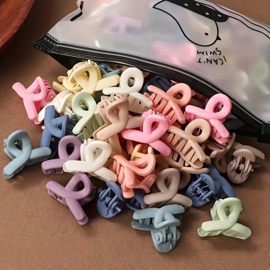 20 Pcs/Bag Solid Color Matte Hollow Hair Claw Clip Candy Color Catch Barrettes Stylish Hair Accessories Suitable for Women