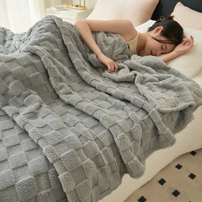 Waffle Plush Multifunctional Blanket, High Weight Farai Plush Milk Plush Beibei Plush Warm Blanket, Winter
